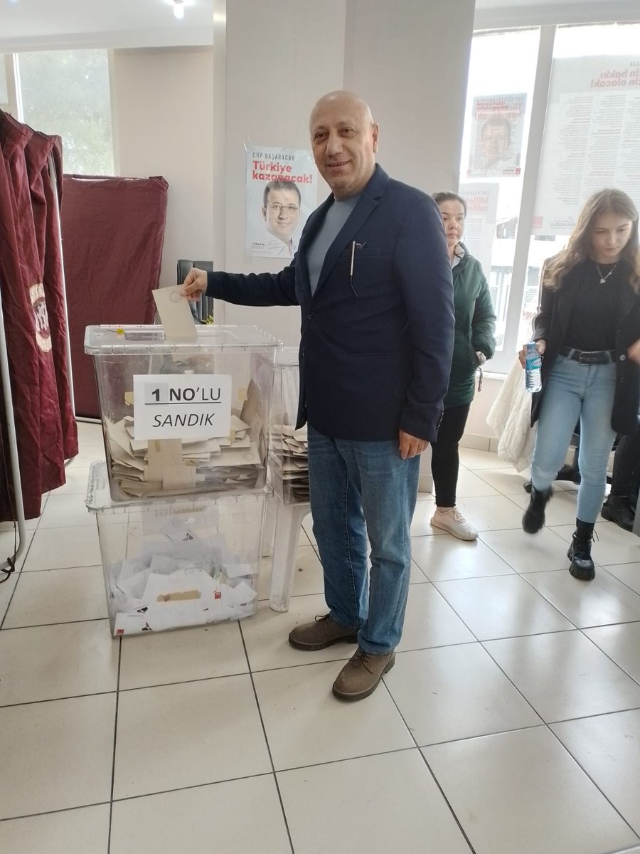 Partimizin aldığı ön seçim kararıyla Cumhurbaşkanı adayımız sayın 
Ekrem İmamoğlu için, 
Demokrasi için, 
Hak, Hukuk, Adalet için 
oyumuzu kullandık.