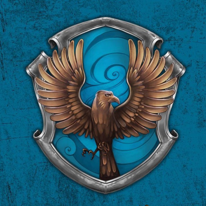 EiProfeta's tweet image. Hoy 23 de marzo, es el día del orgullo Ravenclaw. 🦅 

Los Ravenclaw son muy inteligentes y creativos. Valoran el conocimiento por encima de todo y analizan las situaciones para conseguir la mejor opción.