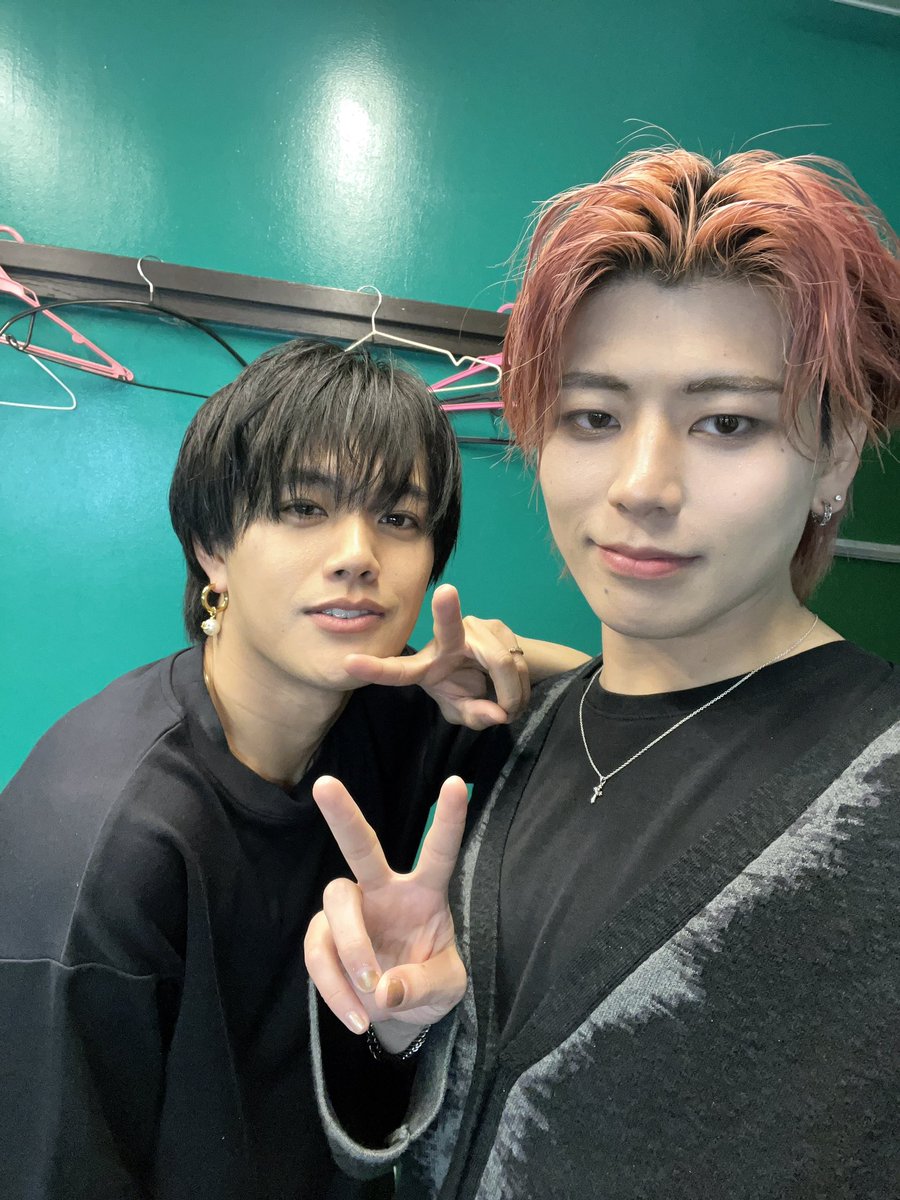 DefClass_JJ's tweet image. Crimson Crat Clan さん主催の
JEWEL BOX 📍大阪に
来てくれた皆さんありがとう
ございました！

新しい出会いがきっとあったから

もっと進化してまた大阪を盛り上げに
いきます！！
#CCC さんありがとうございました！