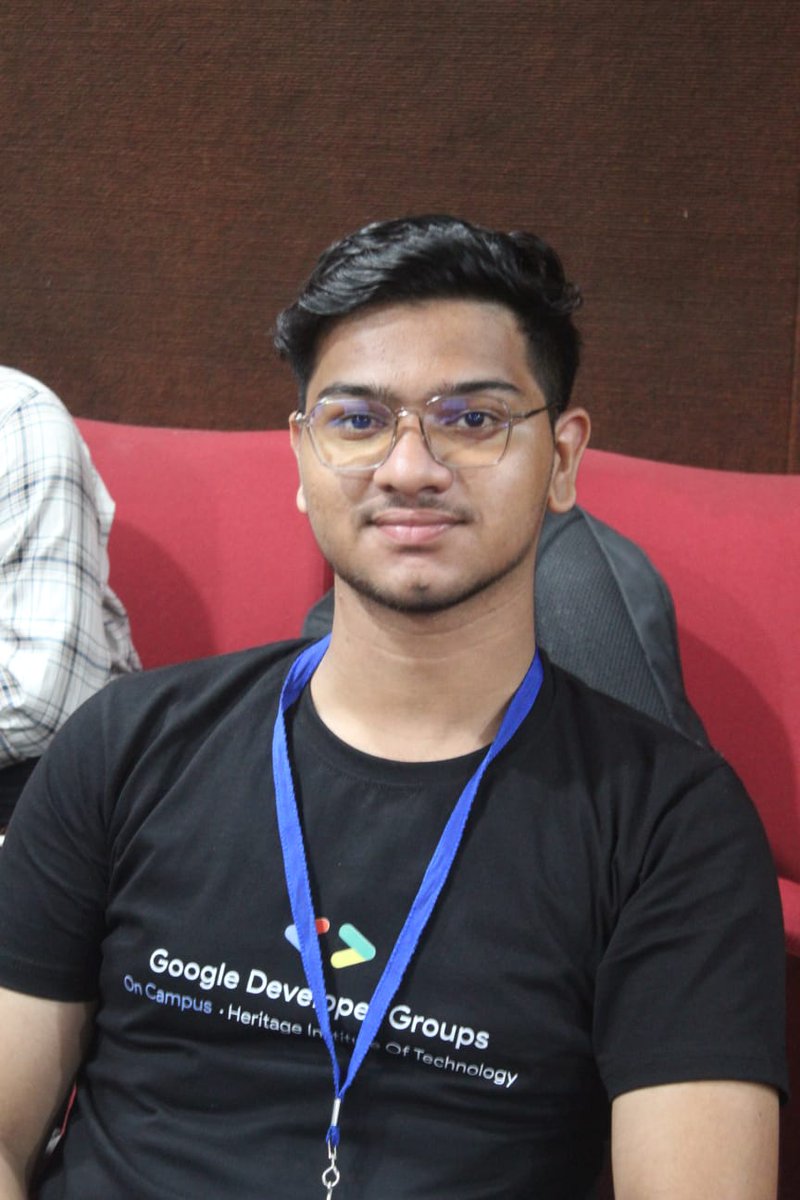 pratikks555's tweet image. Some Clicks from yesterday's Solution Challenge Regional Bootcamp at Heritage Institute of Technology, Kolkata!
#SolutionChallenge #regionalBootcamp