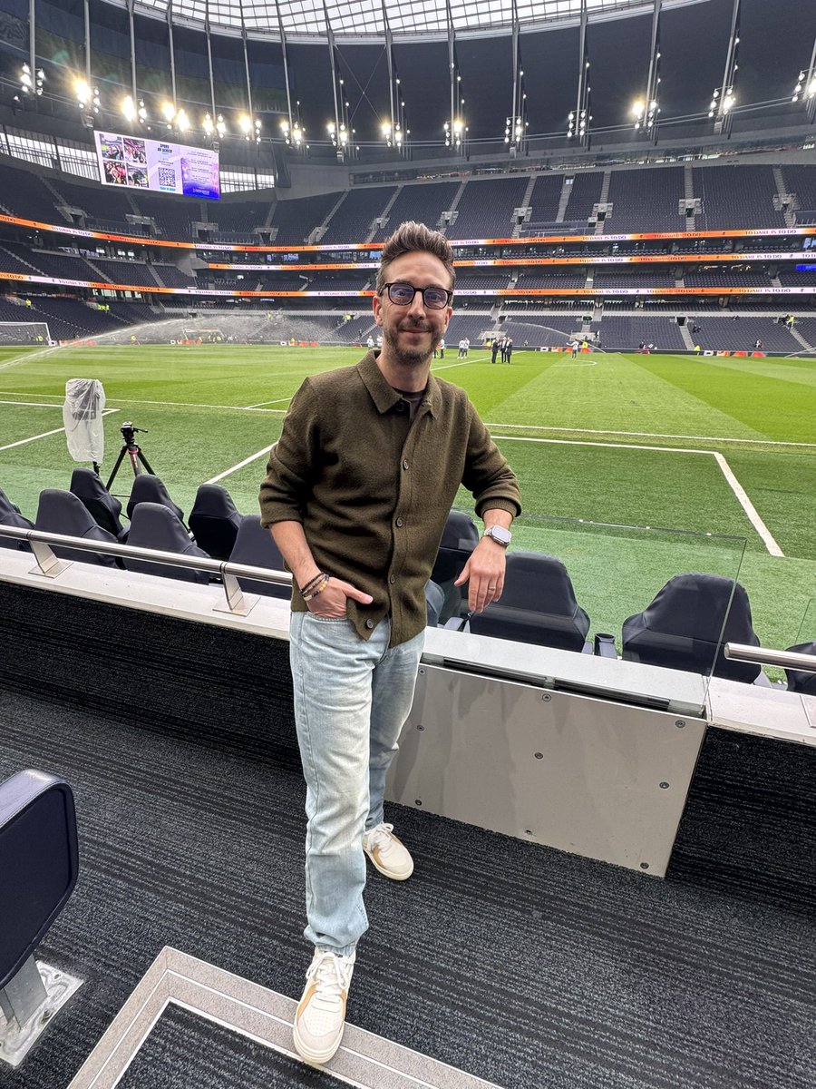 SteveeJohnstone's tweet photo. Looking forward to the Spurs Milan legends game today. Nice to attend with no pressure of being let down today!! https://t.co/83VJbvw7qt
