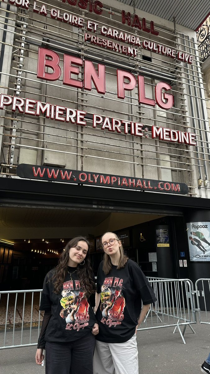 am⋆₊˚⊹ tweet media