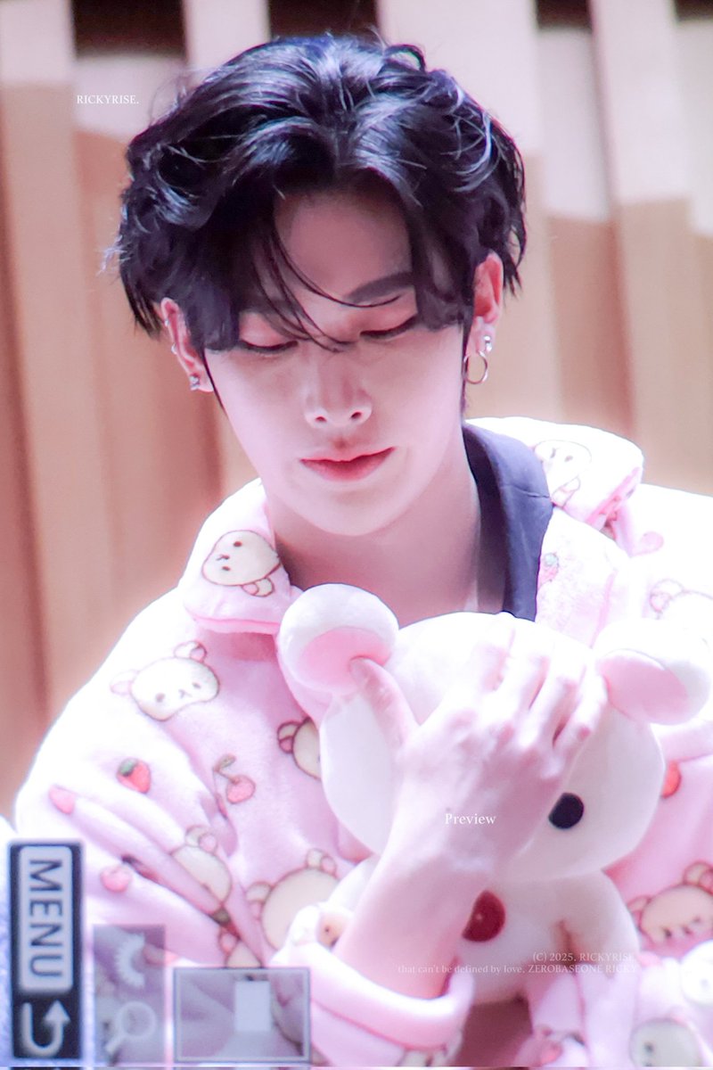 RICKYRISE_520's tweet image. 250323 pre        

#리키 #RICKY #沈泉锐 #ShenQuanrui #リッキー #ZEROBASEONE #ZB1