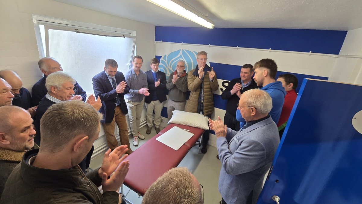 Great day yesterday down at <a href="/SheffieldRUFC/">Sheffield RUFC</a>
Was a privelage to be part of the opening of 'Shawsys Room'.
A fitting tribute to a man who does so much on and off the field for the players at Sheffield RUFC.
#alrightkid #rugbyfamily