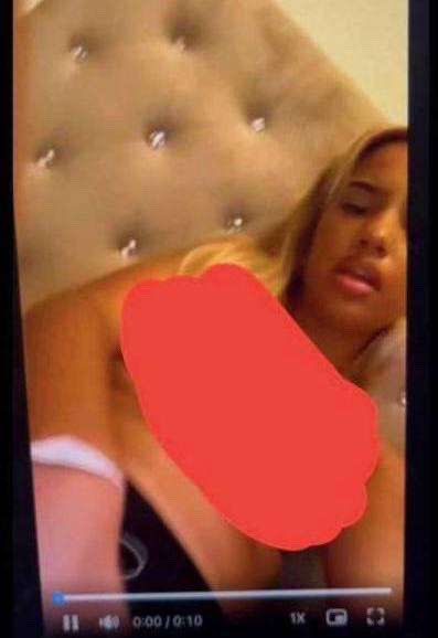 Leak2tout's tweet photo. Tu veux les leak de chay la meuf de tiktok envoie un message #tiktok #chay https://t.co/vIf0XSTrAe