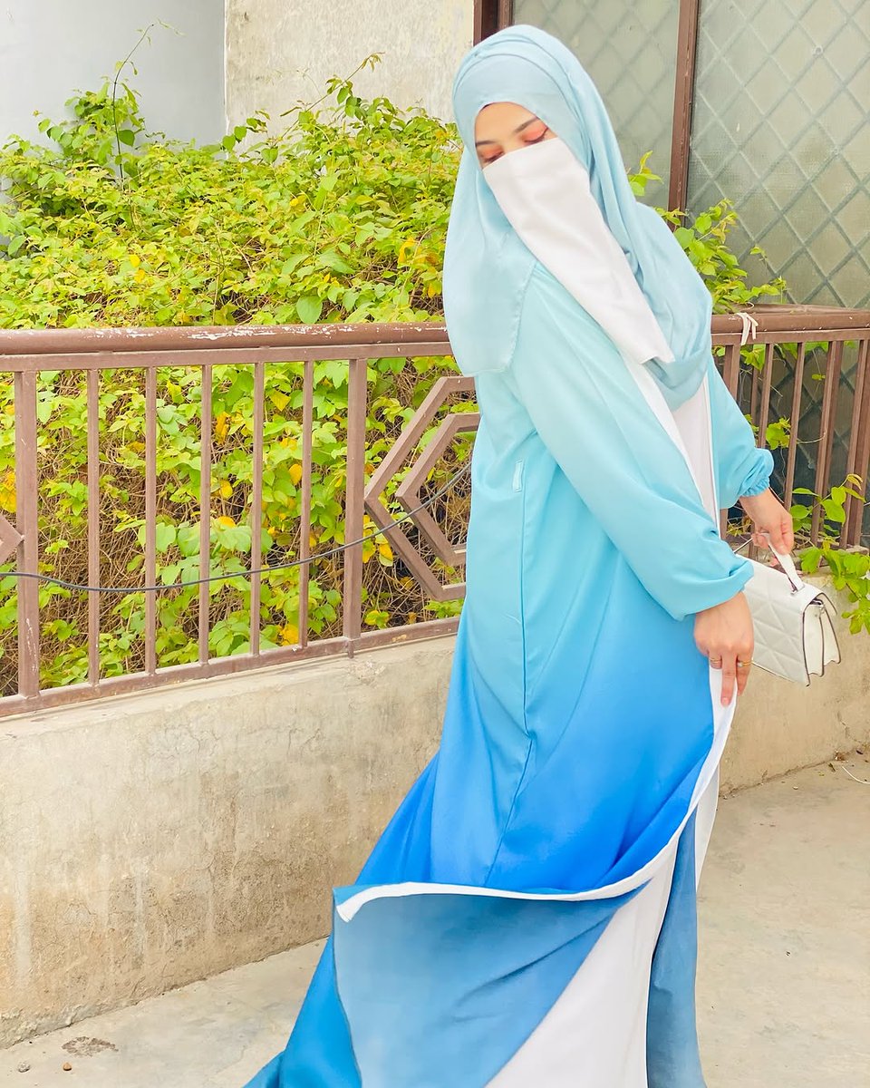 Let's Grind X Family 

Enjoy A HAPPY Evening of Sunday 💙