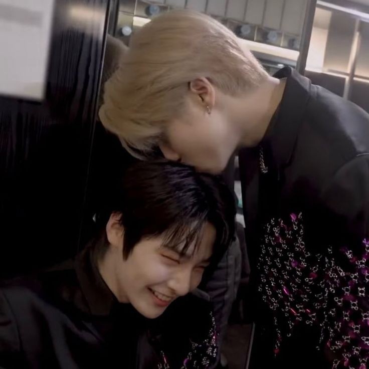 #스테이트친소 #스테이_트친소
뽀뽀즈 최애인 사람이랑 트친하자♡
♡=follow