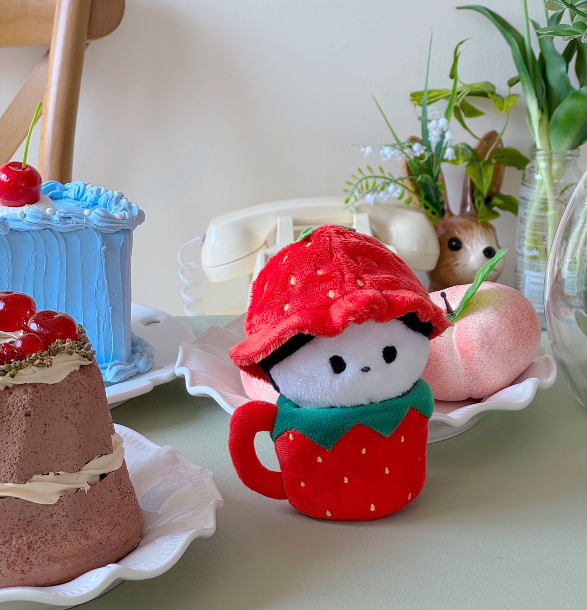 너 딸기.. 조아해? 

🍓딸기컵에 둔둔한 동물형 10cm도 잘 들어가요

10cm딸기모자/딸기컵 
모델 : 솜초당 
#tor_moment