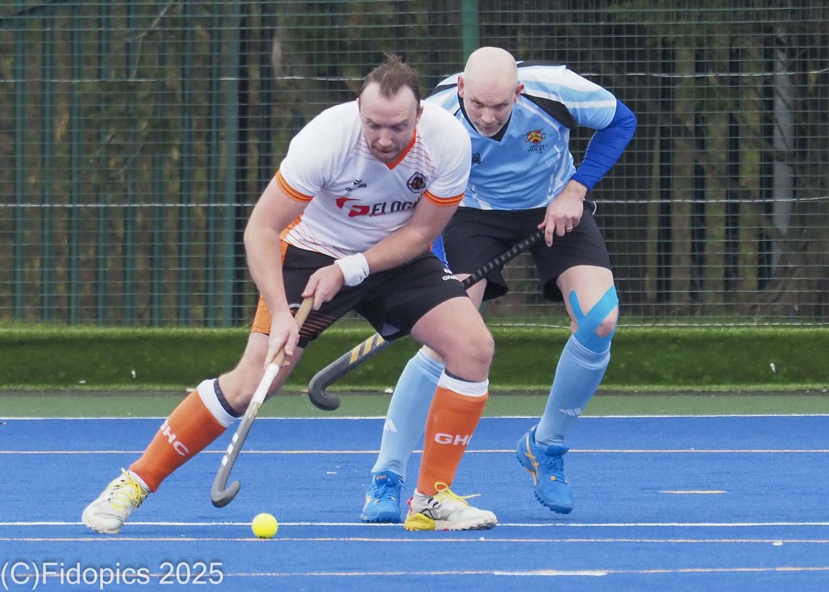 <a href="/Cardiff_Hockey/">Cardiff & Met HC</a> <a href="/GwentHockeyClub/">Gwent Hockey Club</a> <a href="/HockeyWales/">Hoci Cymru</a> Images from the Cardiff &amp; Met 5s v Gwent 2s match yesterday are at this link flickr.com/gp/ianfido1/37… #thanksbothsides #thanksUmps #congratulationsGeorge #hockeyFamily