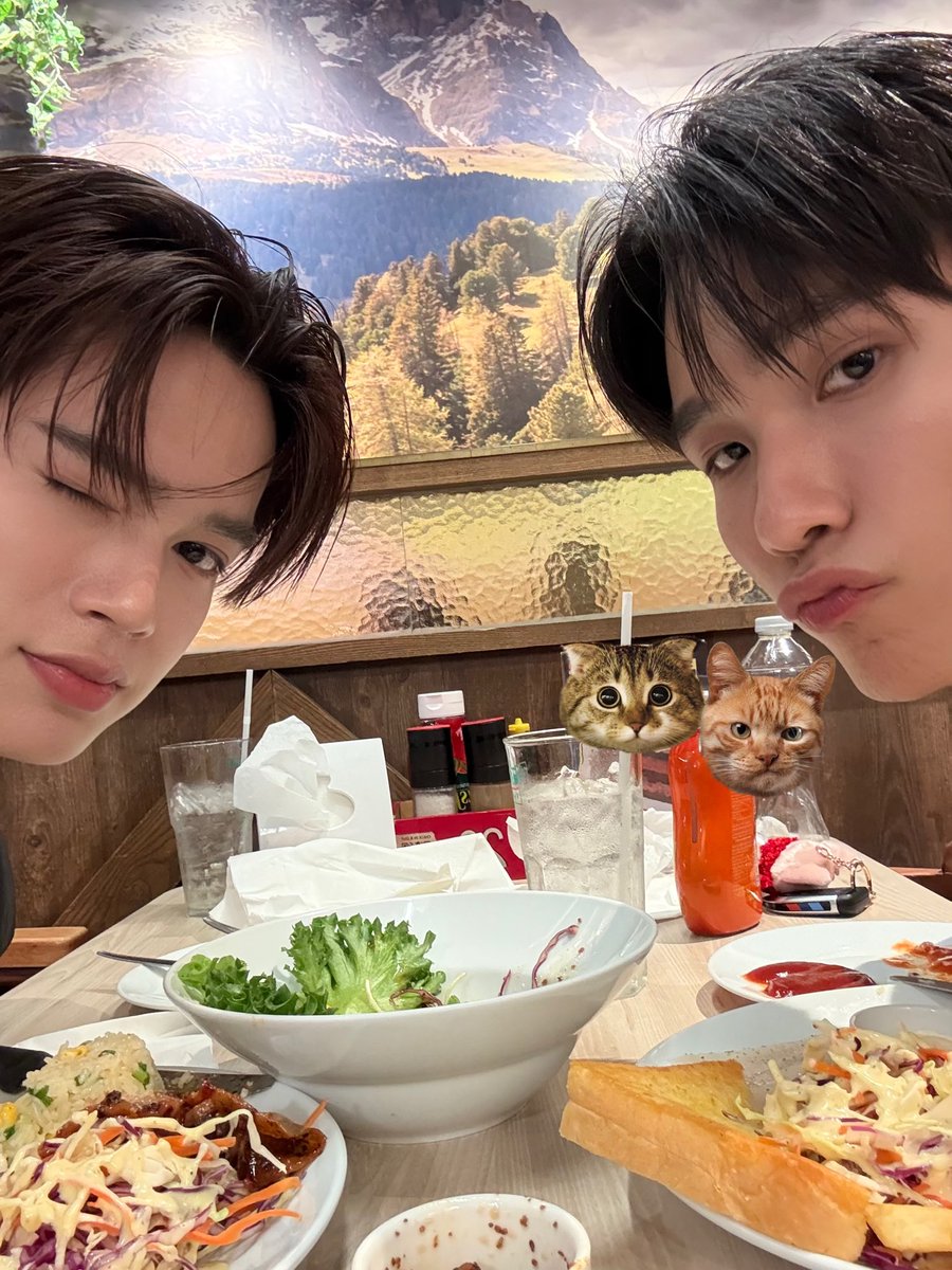 คุณไป๋ tweet media