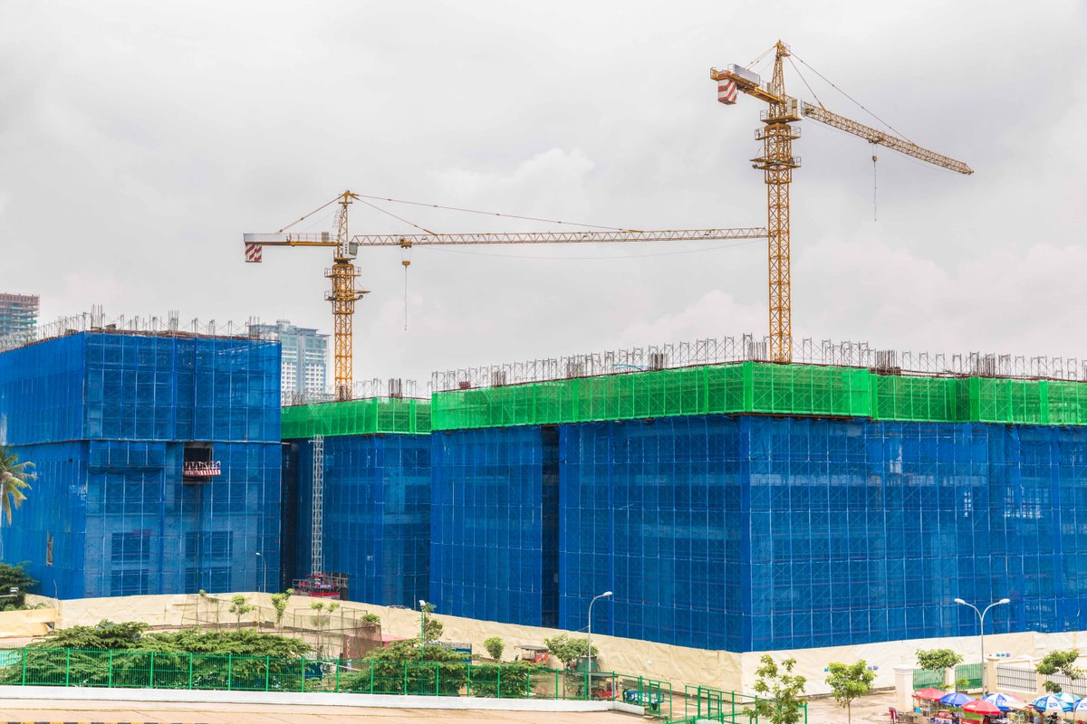 TarpsNow1's tweet image. Keep your worksite safe with debris scaffold netting! Our latest guide has everything you need to know about protecting workers and bystanders.

Learn more: bit.ly/4bONxc8

#WorksiteSafety #DebrisNetting #ConstructionProtection #TarpsNow