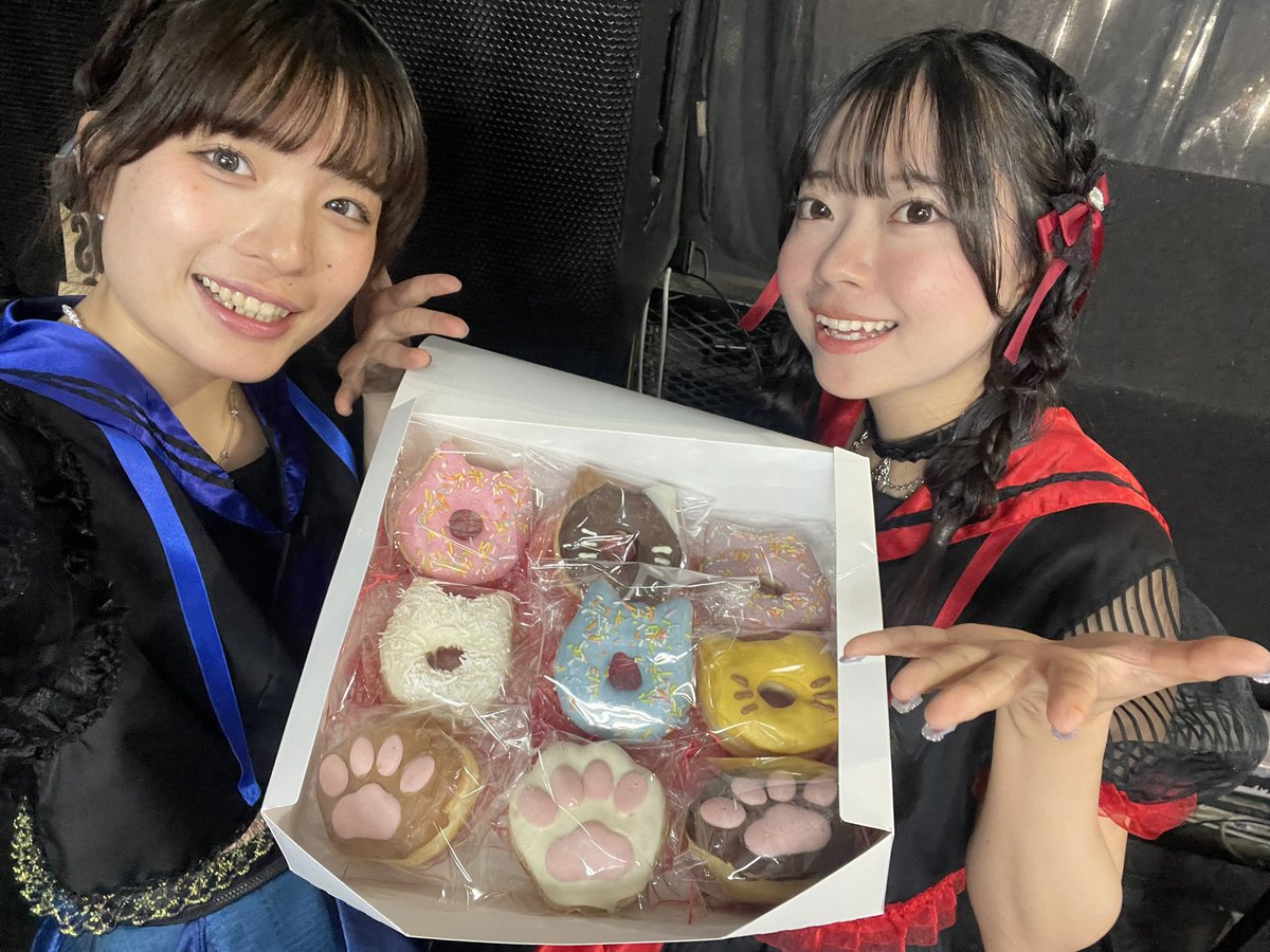 bokumania's tweet photo. NEW WORLD ORDER vol.54！
2部もありがとうございました！

2部ではバンドさんの魅力に改めて触れることができて、対バンしてくださったバンドさん方に本当に感謝しています✨✨

次は、4月12日(土)の2部です！
ライブがラスト２回となってますのでぜひ会いにきてください🥲❤️💙 https://t.co/tC8B1rq5oi