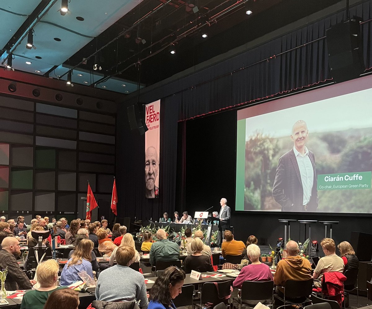SF (@sfpolitik) on Twitter photo Inspiring speech from <a href="/CiaranCuffe/">Ciarán Cuffe</a> from our friends in <a href="/GreensEFA/">Greens/EFA in the EU Parliament 🌍</a> at the annual SF-meeting.
It is time to continue ❤️💚 🇪🇺 Insist on the European Green Deal. Help the vulnerable against dictators and despots. Empower young people, support the elderly #dkpol #eupol Inspiring speech from <a href="/CiaranCuffe/">Ciarán Cuffe</a> from our friends in <a href="/GreensEFA/">Greens/EFA in the EU Parliament 🌍</a> at the annual SF-meeting.
It is time to continue ❤️💚 🇪🇺 Insist on the European Green Deal. Help the vulnerable against dictators and despots. Empower young people, support the elderly #dkpol #eupol