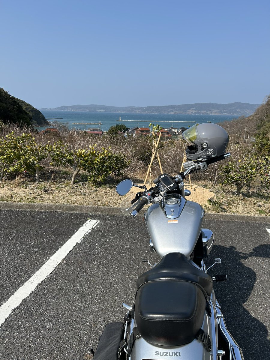 arataka013's tweet photo. おつかいで親戚ん家までぶらり。風が強い日もびくともしないブル様に感謝。 https://t.co/bLrpjDznOt