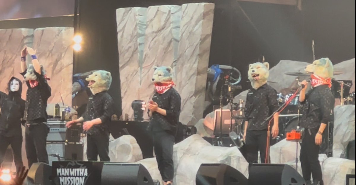 miniR60mwam's tweet photo. マンウィズKアリーナ横浜、マジで最高だった。
1曲目で、あの曲をライブで聴けて感動しました。
本当にありがとうございます。

#マンウィズ
#Kアリーナ横浜 https://t.co/0N7BQDosDT
