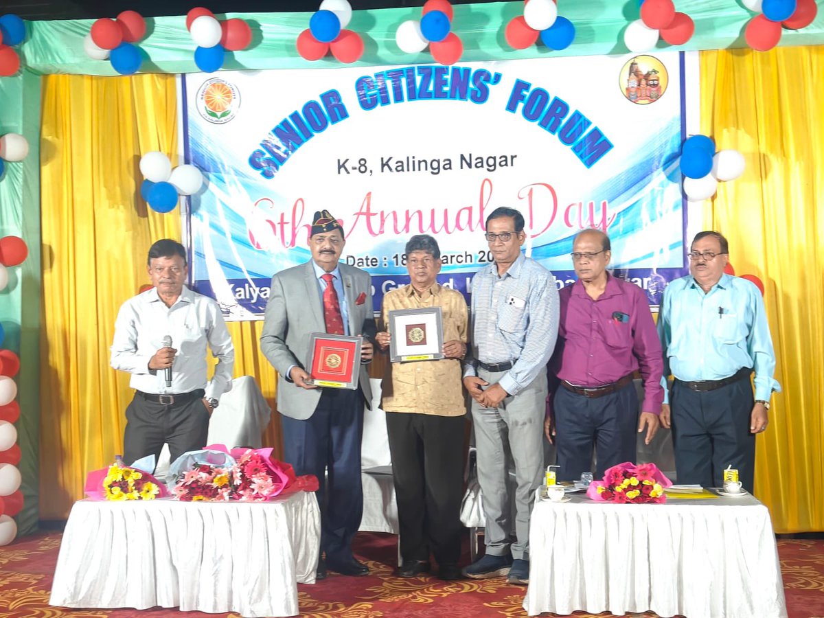 Memorable evening spent  @ 6th Annual Day Fnction of the Senior Citizen Forum Kalinga Nagar on 18th Mar as Guest of Honour along with Sri Soumya Ranjan Patnaik. Gr8 satisfying moment for me addressing highly accomplished 300 Senior Citizens along with their families. <a href="/BBSRBuzz/">Bhubaneswar Buzz</a>