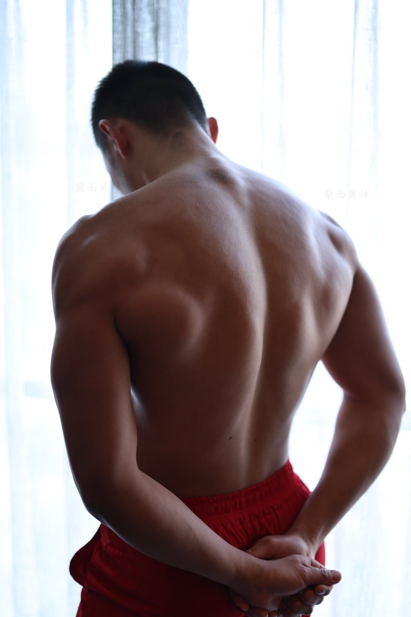 蒙面莮神 tweet media