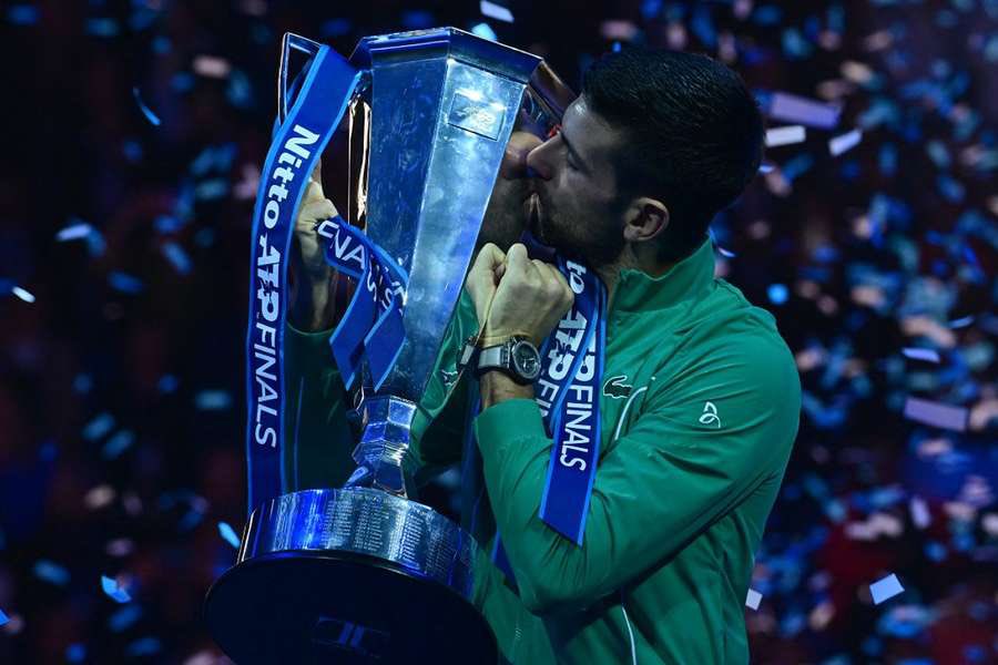 V4SKO ✨ tweet media