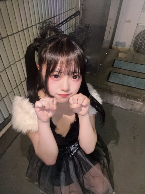 Twitterのコスプレ画像32