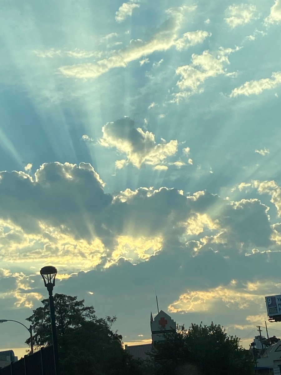 Tamitra Williford (@tamwilliford) on Twitter photo Today, I saw in my reading of Luke 5:18-20 that I am so unlike the four guys who decided not to queue up and instead destroyed a roof to lower their friend down to Jesus to be healed. So what are you bruh? a consumer or a carrier? #consumervscarrier <a href="/laylanahavandi/">Layla Nahavandi</a> Today, I saw in my reading of Luke 5:18-20 that I am so unlike the four guys who decided not to queue up and instead destroyed a roof to lower their friend down to Jesus to be healed. So what are you bruh? a consumer or a carrier? #consumervscarrier <a href="/laylanahavandi/">Layla Nahavandi</a>