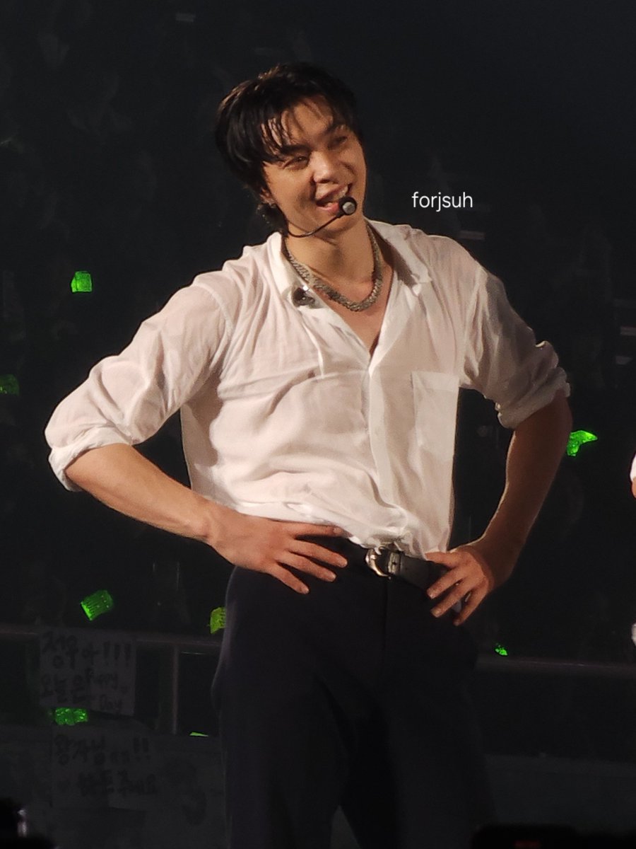 forjsuh's tweet photo. My one and only🤍🖤
#JOHNNY #쟈니 
#NEOCITY_THE_MOMENTUM
#NCT127_NEOCITY_THE_MOMENTUM_TAIPEI https://t.co/CbGLdioC4Y