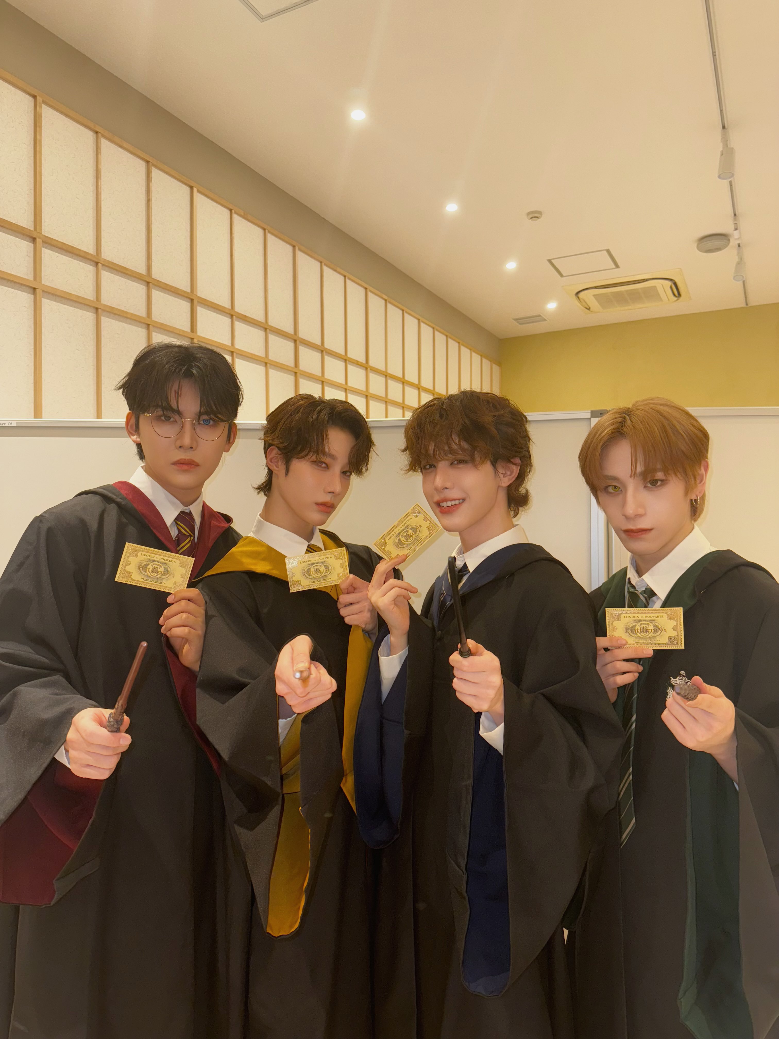 EVENT] XLOV 1st PREMIUM TOUR in JAPAN -X:On1y- EVENT・特典