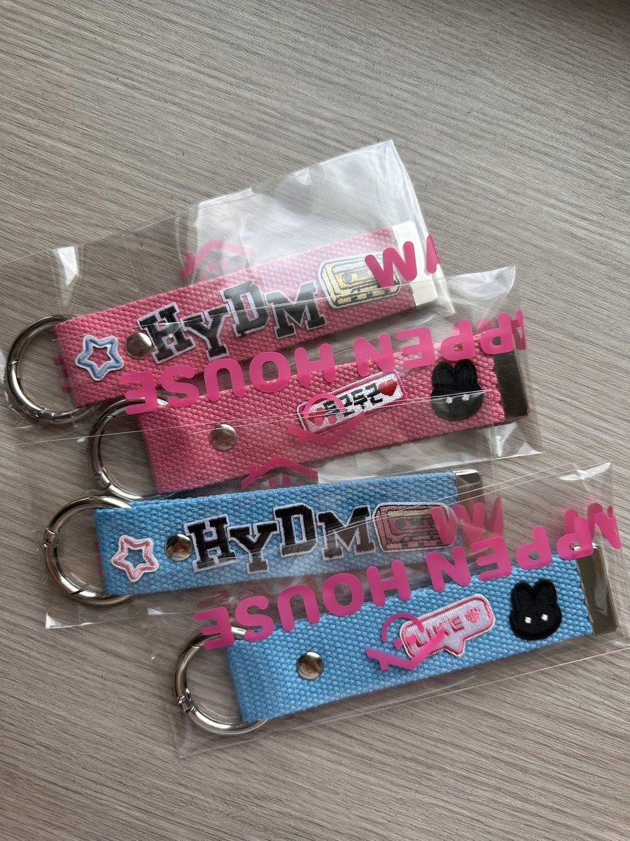 정율燏 tweet media