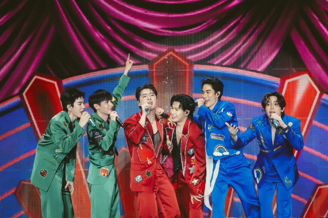 orcaandpolar's tweet photo. 230325 🐻❄️ Instagram Post
(1/5)
#Tawan_V #Newwiee #เตนิว
#TayNew #Tumcial #GunAtthaphan #_singto #kristtps #PEBACAconcert https://t.co/n19lflXRyG