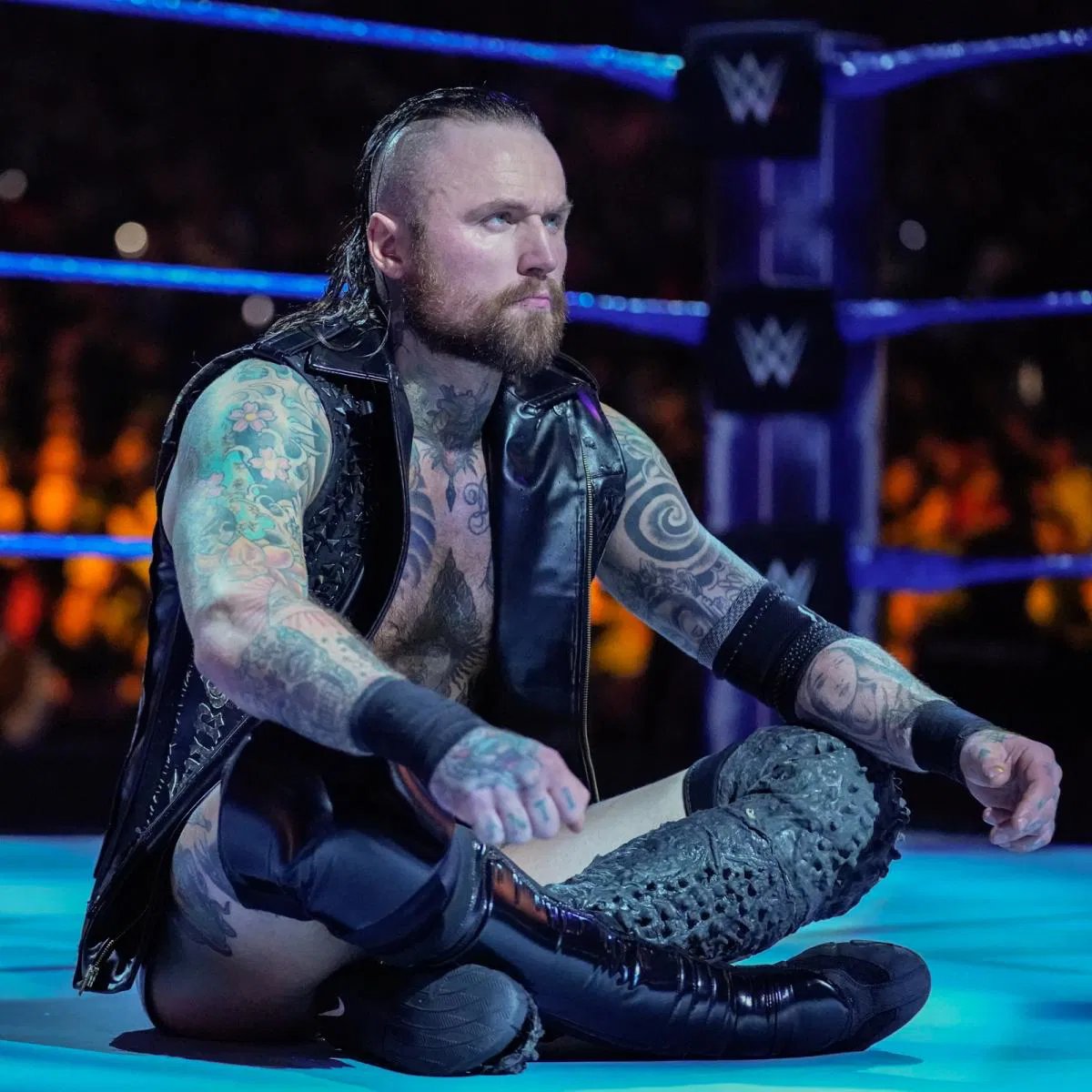 NicePheonix's tweet photo. After Aleister will return, this rivality will feed generations

#WWESuperCard 
#WrestleMania https://t.co/H0ZUPRK0Mx