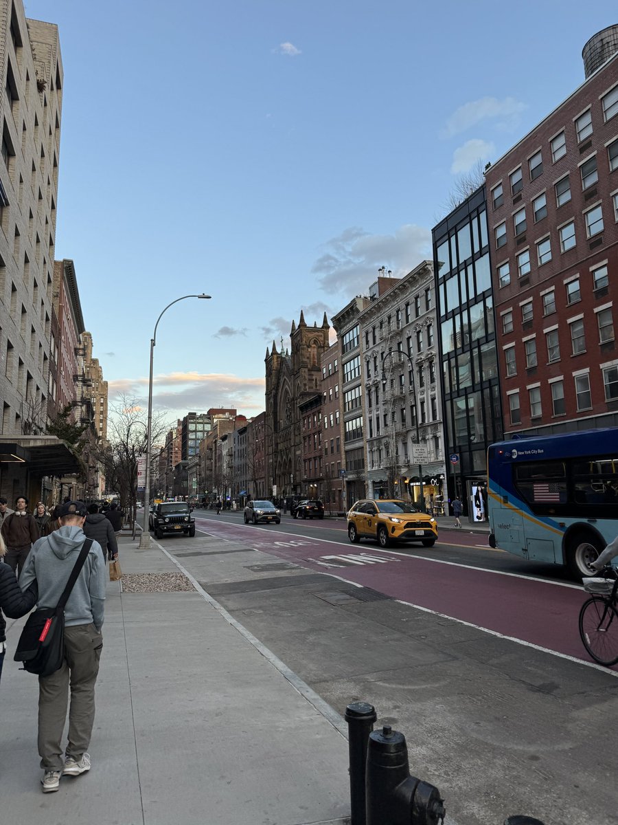 Lewis 👨🏻‍💻🧡👻 MVP tweet media