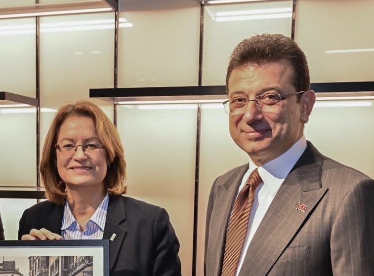 Antje Grotheer (@a_grotheer) on Twitter photo The timing of the actions against <a href="/ekrem_imamoglu/">Ekrem İmamoğlu</a> puts serious questions in the credibility of the charges against him. He has been a respected politician for so many years. So why now? He has to be released! 🇪🇺✊<a href="/TBB/">Türkiye Belediyeler Birliği / 1945</a> <a href="/PES_CoR/">PES Group | European Committee of the Regions</a> <a href="/EU_CoR/">European Committee of the Regions</a> <a href="/herkesicinCHP/">CHP 🇹🇷</a> The timing of the actions against <a href="/ekrem_imamoglu/">Ekrem İmamoğlu</a> puts serious questions in the credibility of the charges against him. He has been a respected politician for so many years. So why now? He has to be released! 🇪🇺✊<a href="/TBB/">Türkiye Belediyeler Birliği / 1945</a> <a href="/PES_CoR/">PES Group | European Committee of the Regions</a> <a href="/EU_CoR/">European Committee of the Regions</a> <a href="/herkesicinCHP/">CHP 🇹🇷</a>