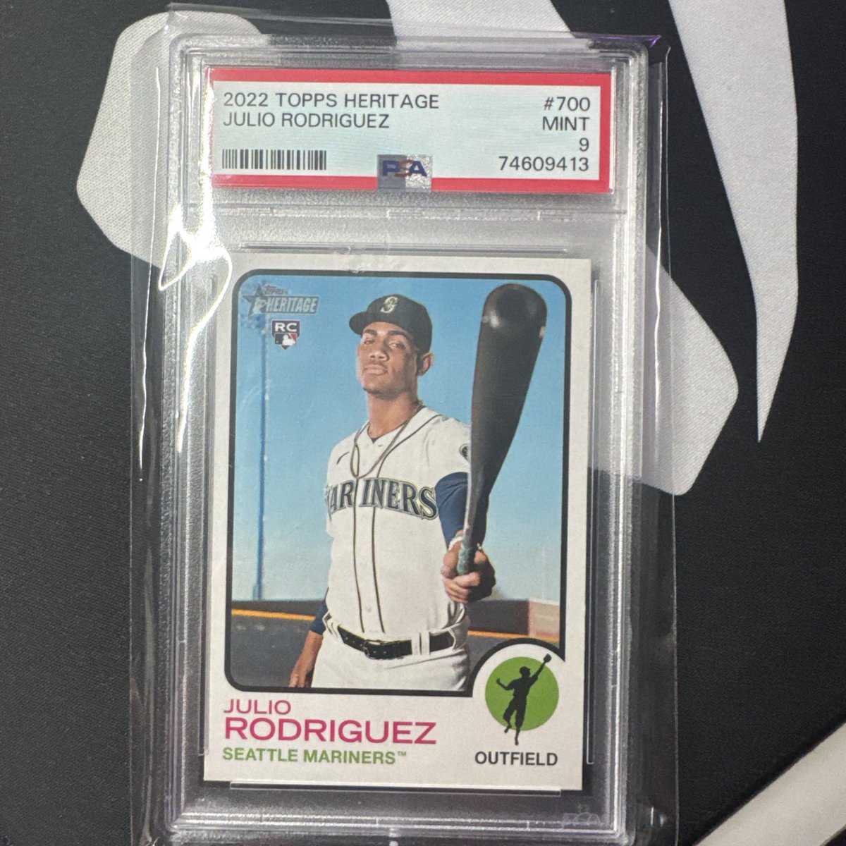bigt7224's tweet photo. @cardboardbst Gunnar $60 
Frelick $60 
Jrod $15 https://t.co/d1ICN2KLvO