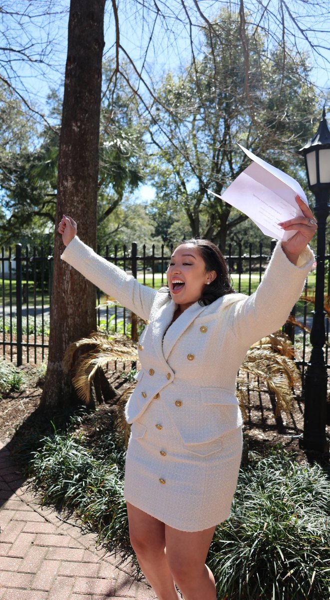 Lauren Bagneris-White tweet media