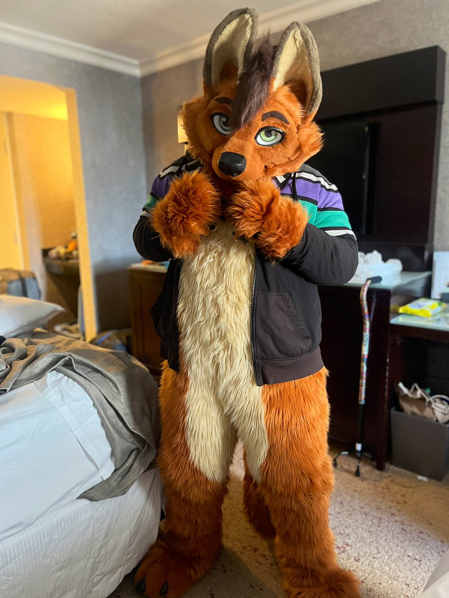 Fox Dublith VA (@foxdublith) on Twitter photo Suiting up one last time before con ends! Come say hi! I’ll miss ya all!
📸<a href="/SgtMays/">LinxFox aka JorTheWolf🏳️🌈</a> Suiting up one last time before con ends! Come say hi! I’ll miss ya all!
📸<a href="/SgtMays/">LinxFox aka JorTheWolf🏳️🌈</a>