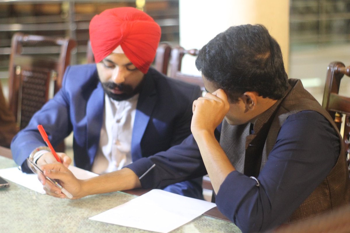 society4youth's tweet photo. From Conversations to Action 
What happens when faith leaders come together? Solutions! Our #InterfaithIftar fostered action-oriented dialogues on social justice, equity, and community healing. 
#SocietyForYouth #FaithsTogether #YouthIftar https://t.co/IxrJTMLU38