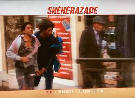 Voilà les bounifs 🤡🇩🇿  à Toulouse en proxénètes de mineurs 
Sûr cela doit être un réseau qui s'étale sur toute la France 
Ce que l'histoire retiendra 🤷🏻‍♀️
Ils en ont fait un film aussi de "sensibilisation"