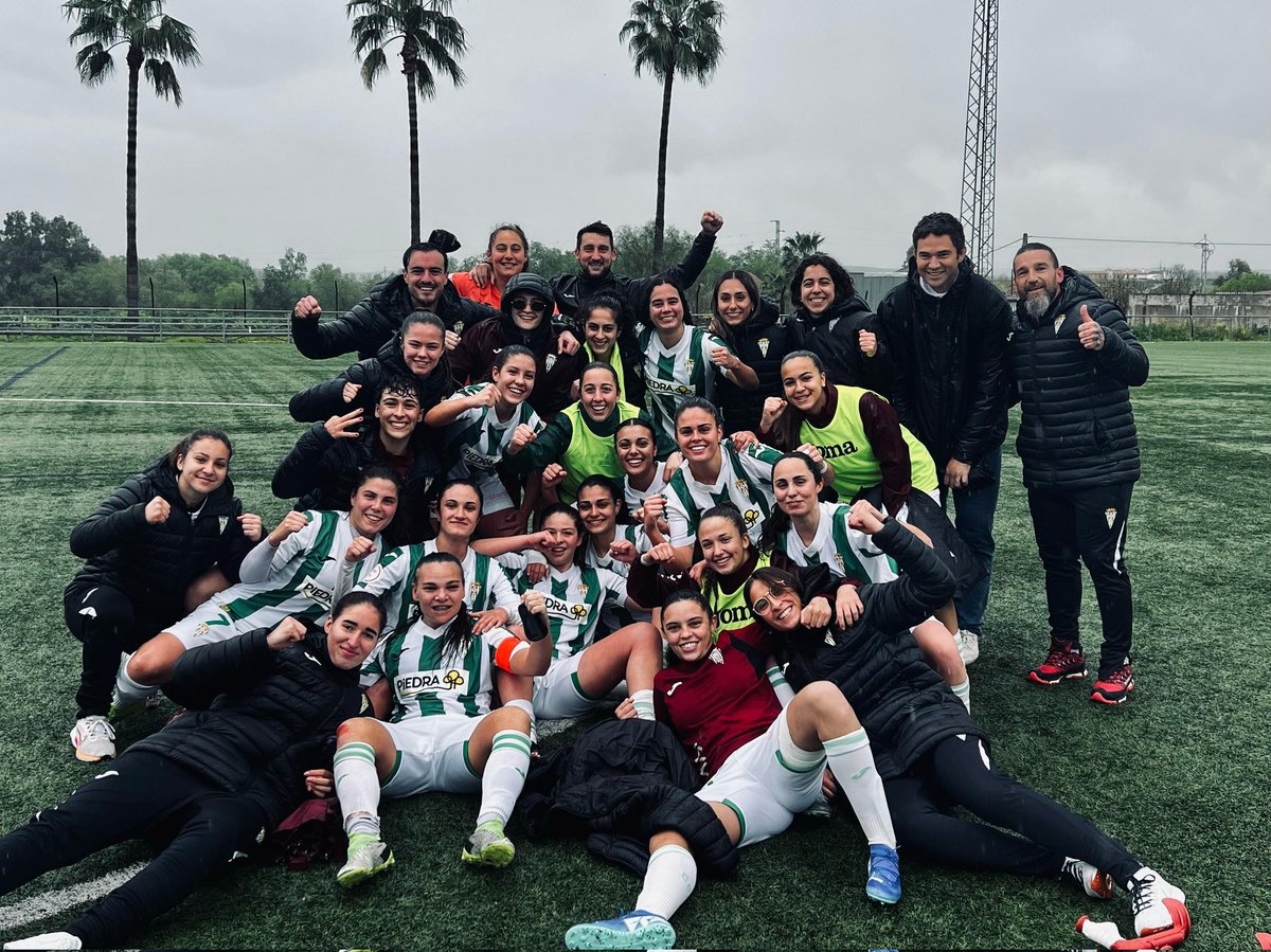 CordobaFemenino's tweet photo. 🤍 Somos el Córdoba Club de Fútbol 💚

¡➕3️⃣ en casa!

#CCFFem #FutFem https://t.co/L88cimvvY5