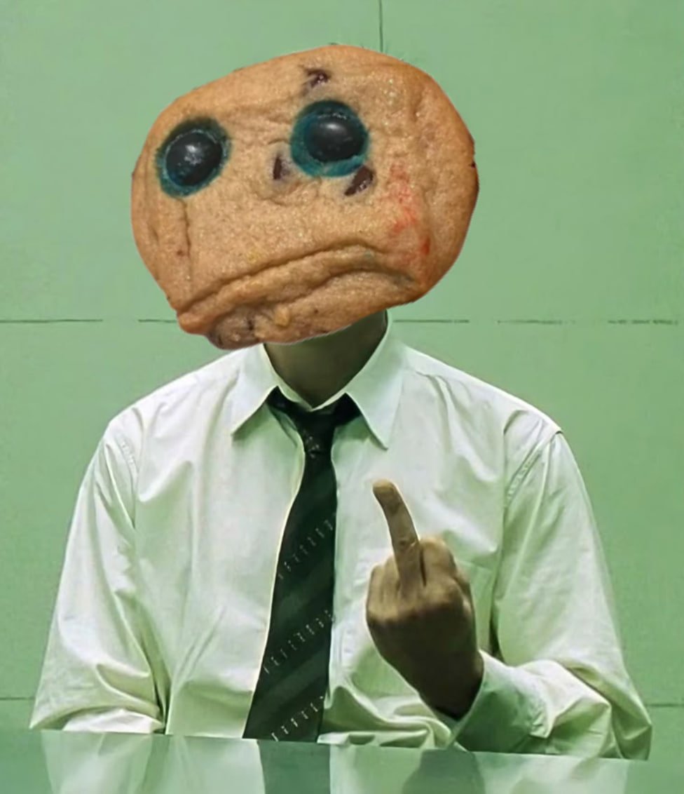 LTK42's tweet photo. @Regrets10x #sadcookie https://t.co/pXrGl7xE4t