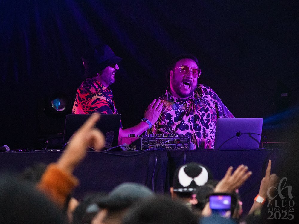 Aldo Hinojosa (@aldohinojosaart) on Twitter photo Fotitos de ayer en la #nochedeprimavera 🎚️🎶🪩📸
YoSoyMatt en La Cañada <a href="/ALaMagdalenaC/">Alcaldía La Magdalena Contreras</a>
1/2 Fotitos de ayer en la #nochedeprimavera 🎚️🎶🪩📸
YoSoyMatt en La Cañada <a href="/ALaMagdalenaC/">Alcaldía La Magdalena Contreras</a>
1/2