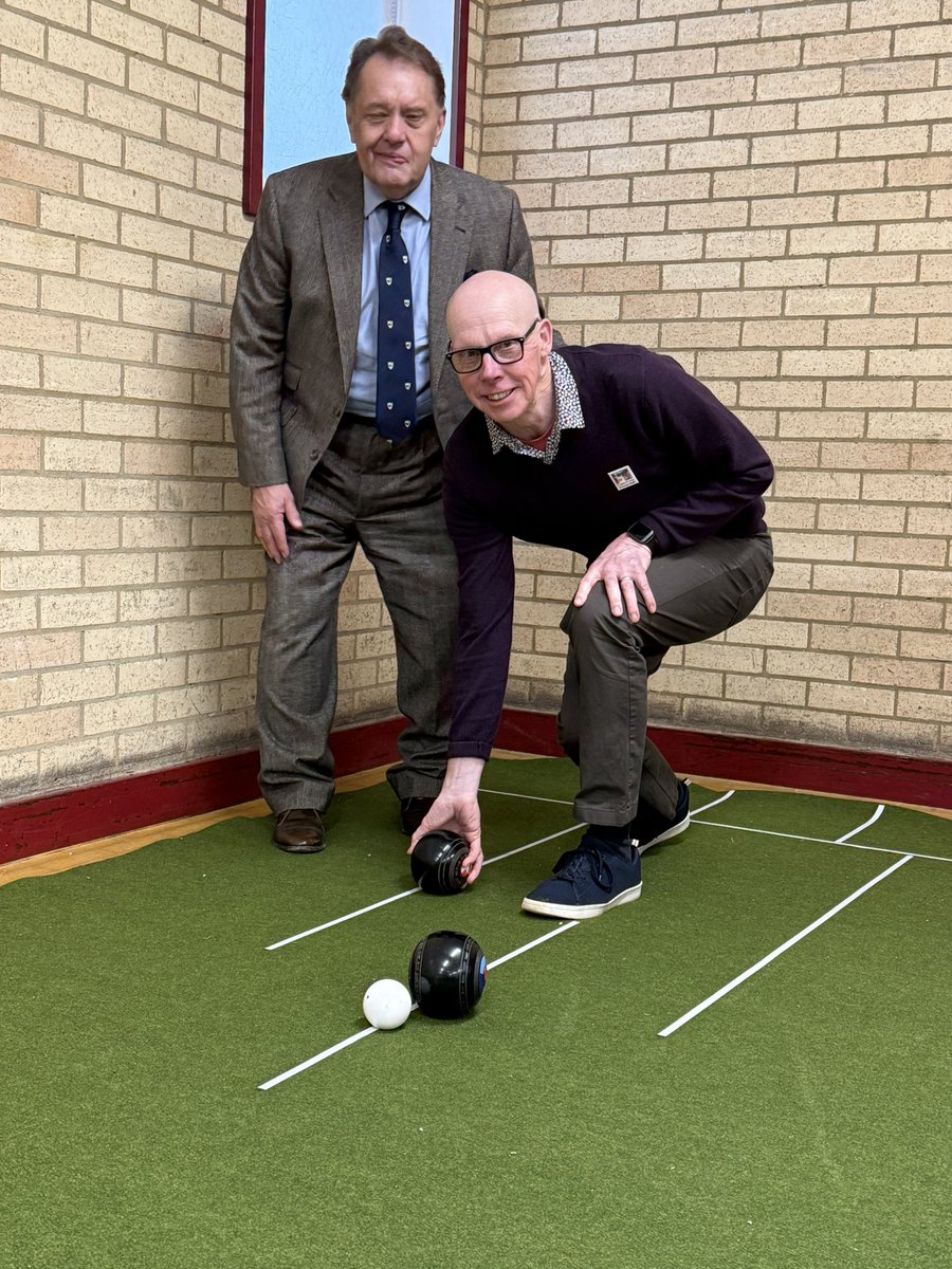CowbitVillage's tweet photo. Sir John Hayes met members of the Cowbit Village Hall at its open day and even took part in our indoor bowling, was very good for the first attempt 👍 🎳 https://t.co/JaEJj6Hufr