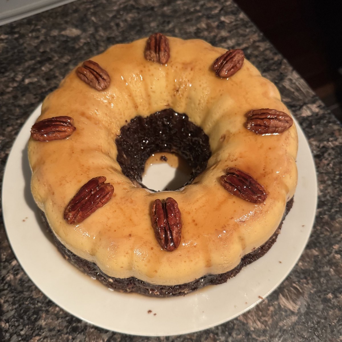 havensyn's tweet image. leche flan cake + cajeta at the bottom made for my weird ass bum ass bf