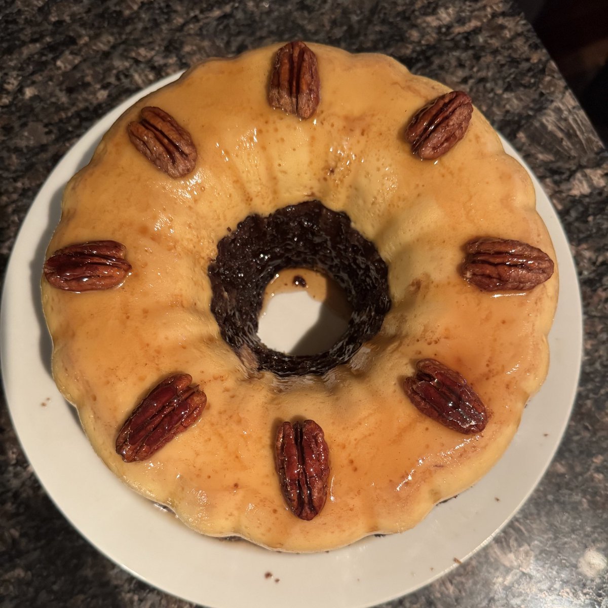 havensyn's tweet image. leche flan cake + cajeta at the bottom made for my weird ass bum ass bf