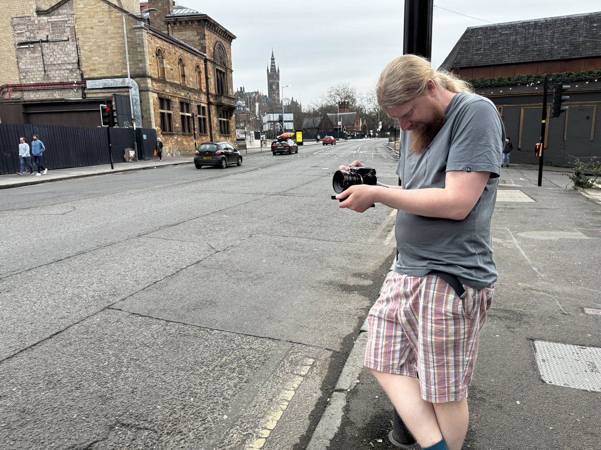 deathwhatever84's tweet image. Last shot of the shoot! @pricklythistlevideo getting establishing shots of our bar venue! What an amazing, if jam packed mental weekend shooting 18 pages in 2 days. Well done team, you were amazing! Now… to fund post production! greenlit.com/project/death-…