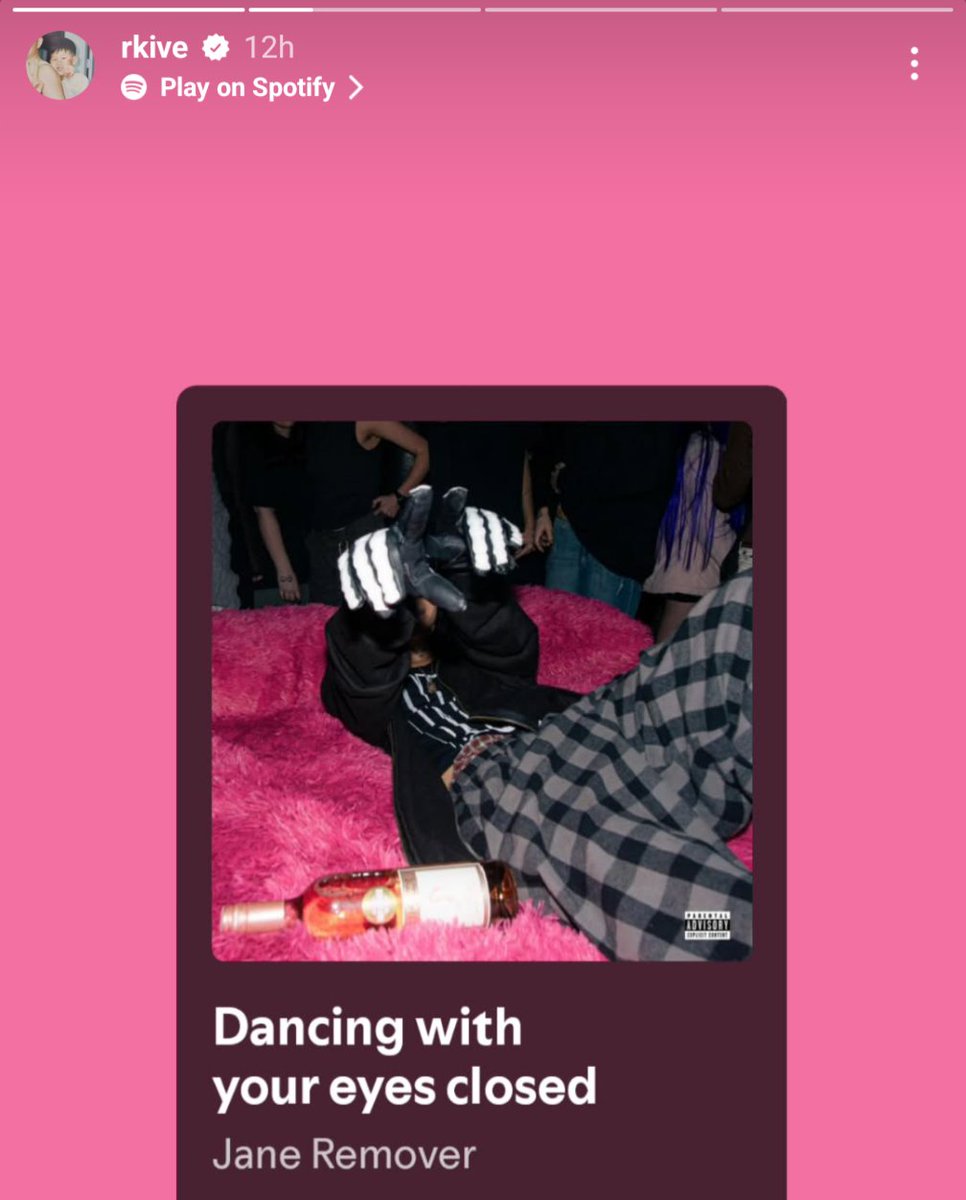 BACKLIGHT tweet media