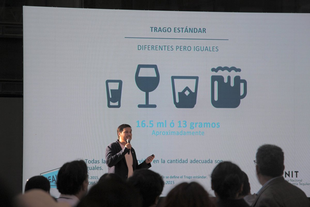 Cámara Tequilera (@camaratequilera) on Twitter photo Dentro del evento Conexiones que Inspiran: Homenaje al Tequila en el <a href="/TECcampusGDL/">TEC Campus Guadalajara</a>, campus Guadalajara, CNIT presentó una exposición sobre la Innovación en la Industria Tequilera. Además, se llevó a cabo una plática sobre los Mitos y Realidades del Consumo del Alcohol. Dentro del evento Conexiones que Inspiran: Homenaje al Tequila en el <a href="/TECcampusGDL/">TEC Campus Guadalajara</a>, campus Guadalajara, CNIT presentó una exposición sobre la Innovación en la Industria Tequilera. Además, se llevó a cabo una plática sobre los Mitos y Realidades del Consumo del Alcohol.