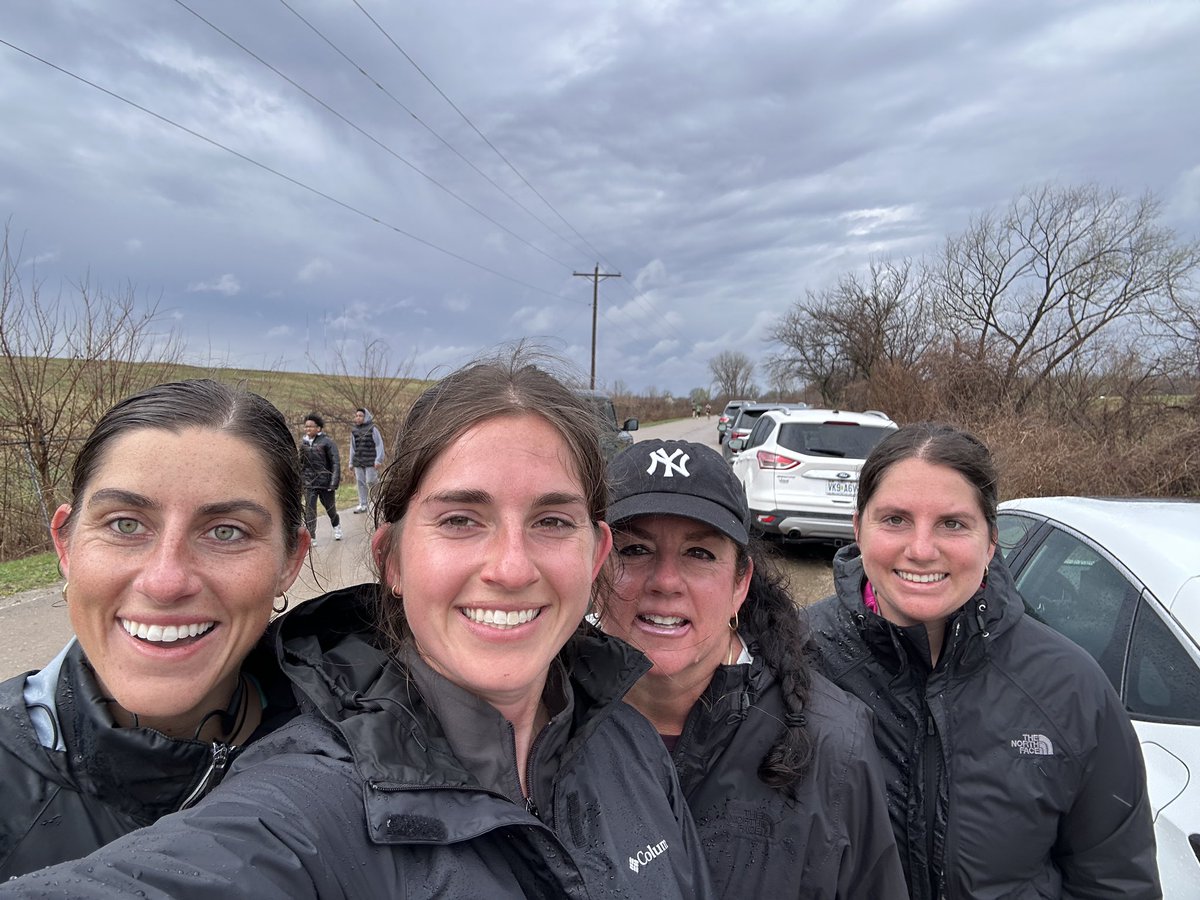 lexikeller14's tweet image. Chain of Rocks 6K this morning in support of the Jackie Joyner-Kersee Foundation ππ»ββοΈπ§οΈ