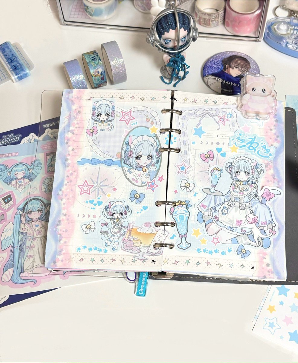 ‧₊˚🩵✩ ₊˚🌐⊹♡
보자마자 한 눈에 반한 작가님 스티커로 다꾸🩵
한 번 망하고 뒤집어 엎은건 안비밀