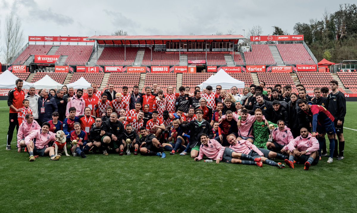 Gràcies al <a href="/NASTICTARRAGONA/">NÀSTIC DE TARRAGONA</a>, al <a href="/RCDESpecial/">RCD Espanyol Special</a> i al <a href="/fcbgenuine/">Fundació Barça Genuine</a> per viure un dia tan emocionant! 👏