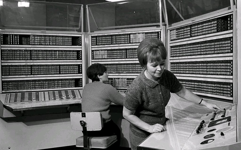 sovietvisuals tweet picture
