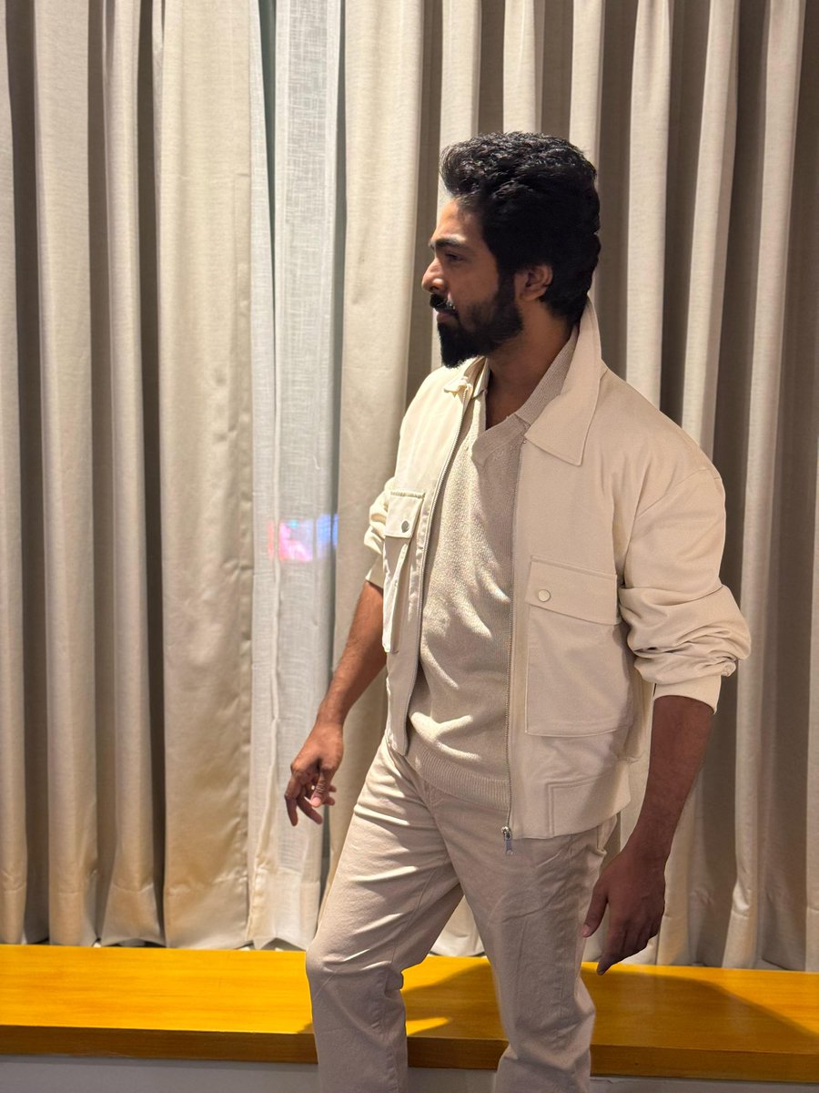 gvprakash's tweet photo. #OGSambavam 🎶🎼🎶🔥✨🔥 https://t.co/BPeXXK4cTG